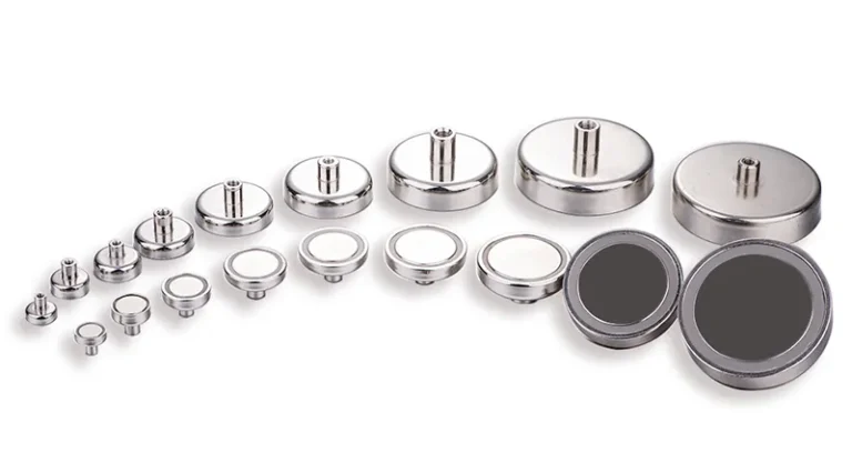 Countersunk Hole Magnet with Screw Thread