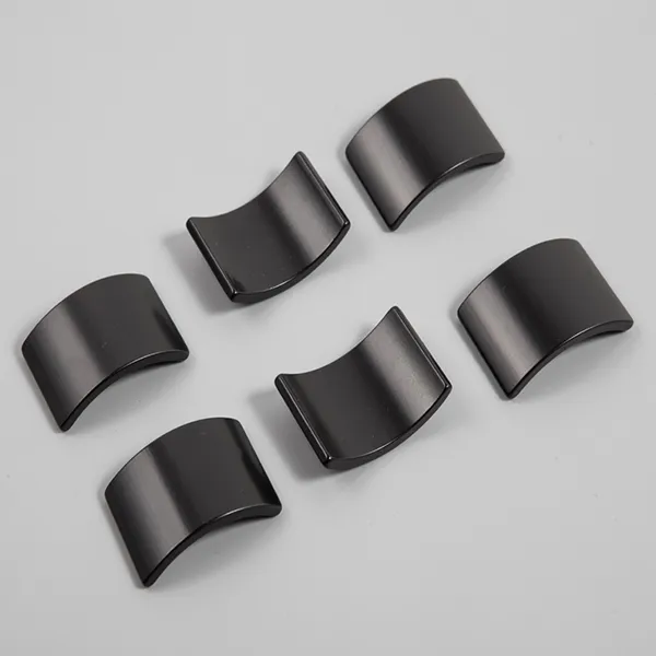 Customized Arc Motor Magnets with black epoxy